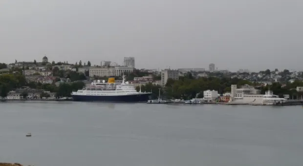 Вход на Графскую пристань для севастопольцев снова перекрыт