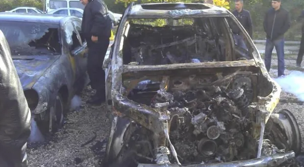 В Севастополе за два дня сожгли пять автомобилей. Ущерб составил более 800 тысяч гривен
