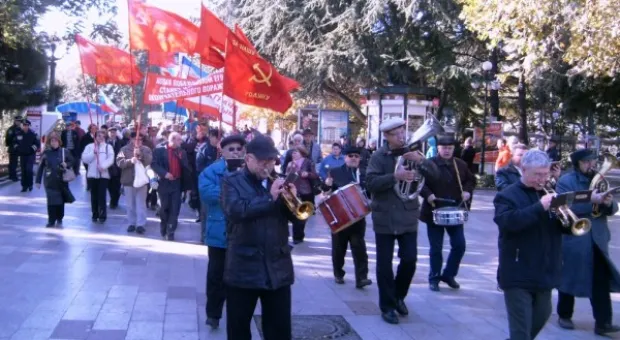 Жаркий ноябрь. 7 ноября в Ялте
