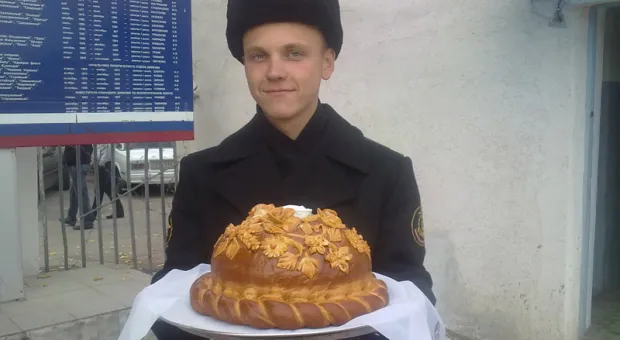 СКР «Сметливый» и спасательное судно «Эпрон» вернулись в Севастополь
