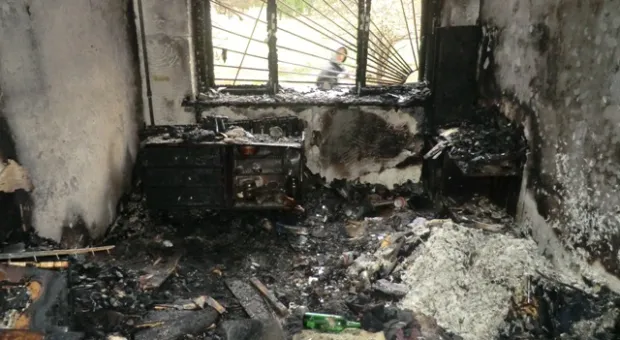В Севастополе на пожаре в коммунальной квартире погиб мужчина