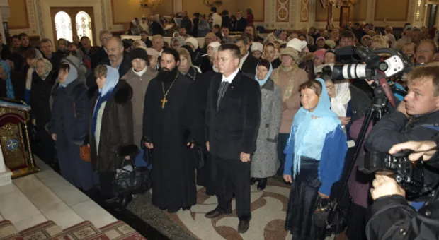 Не словом, а делом…
