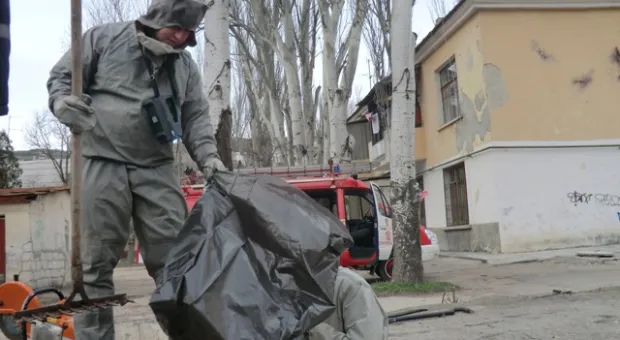Чтобы не было подтопления домов, спасатели МЧС две недели будут расчищать речку Балаклавку