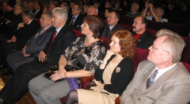 В Севастополе в День Татьяны отметили 257 годовщину со дня основания МГУ им. М.В.Ломоносова В Севастополе в День Татьяны отметили 257 годовщину со дня основания МГУ им. М.В.Ломоносова