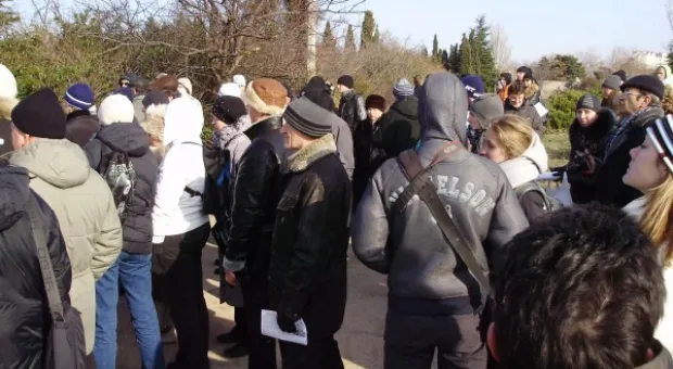 В Севастополе прошел митинг «Верните Парк Победы людям!»