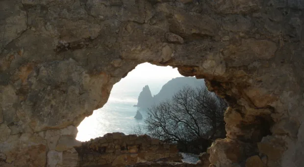 Свеча горела, солнце воссияло На Фиоленте, Пушкину вослед