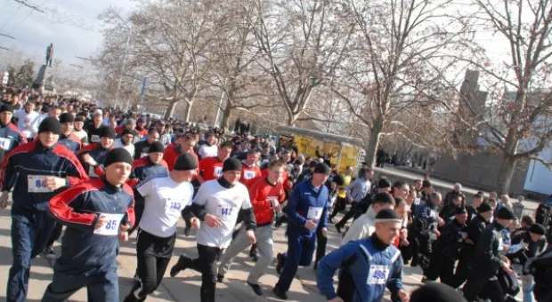 В Севастополе прошел легкоатлетический пробег, посвященный Дню защитника Отечества В Севастополе прошел легкоатлетический пробег, посвященный Дню защитника Отечества