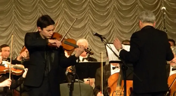 Севастопольский оркестр поздравили с первым юбилеем