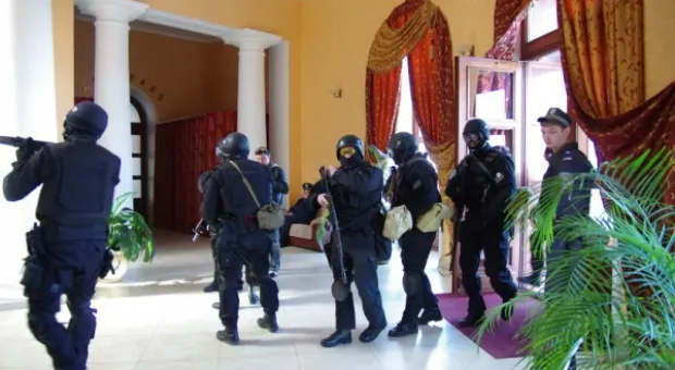 Спецназ СБУ «Альфа» штурмовал гостиницу «Севастополь»