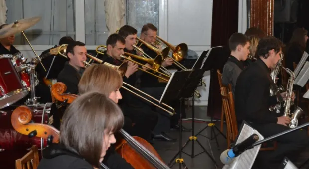 25 лет на сцене «дворца»