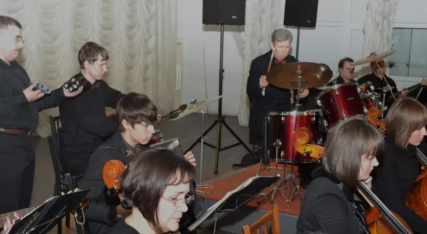 25 лет на сцене «дворца»