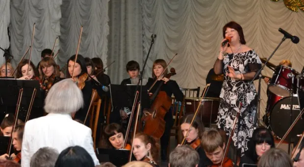 25 лет на сцене «дворца»