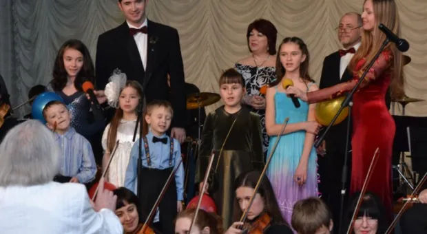 25 лет на сцене «дворца»