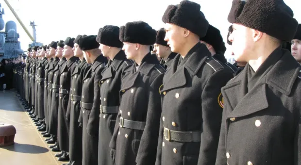 Матросов ГРК «Москва» посвятили в гвардейцы