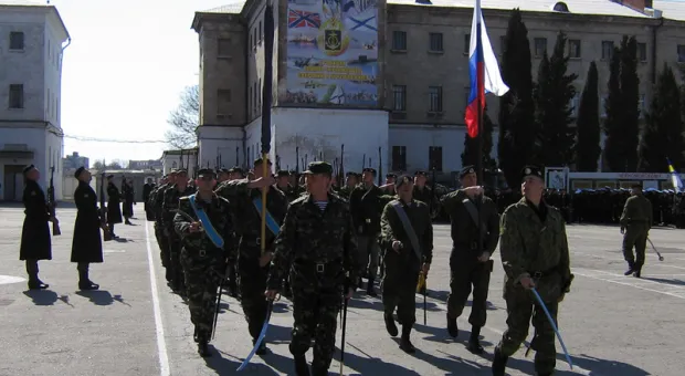 В Севастополе прошла первая совместная тренировка российских и украинских войск, участвующих в военном параде на 9 мая