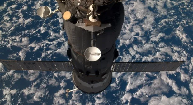 Космонавт Волков – космонавту Шкаплерову: будешь пролетать над Севастополем, помаши солнечными батареями! Прошел митинг в честь Дня космонавтики Космонавт Волков – космонавту Шкаплерову: будешь пролетать над Севастополем, помаши солнечными батареями! Прошел митинг в честь Дня космонавтики