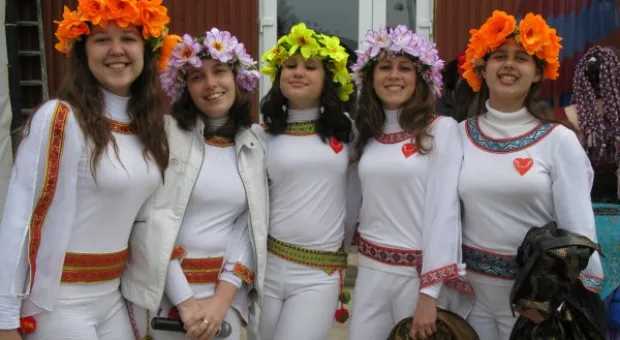 К Пасхе в детском городке «Лукоморье» воссоздали после погрома самое большое пасхальное яйцо Украины К Пасхе в детском городке «Лукоморье» воссоздали после погрома самое большое пасхальное яйцо Украины