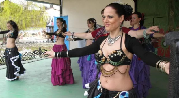 К Пасхе в детском городке «Лукоморье» воссоздали после погрома самое большое пасхальное яйцо Украины К Пасхе в детском городке «Лукоморье» воссоздали после погрома самое большое пасхальное яйцо Украины