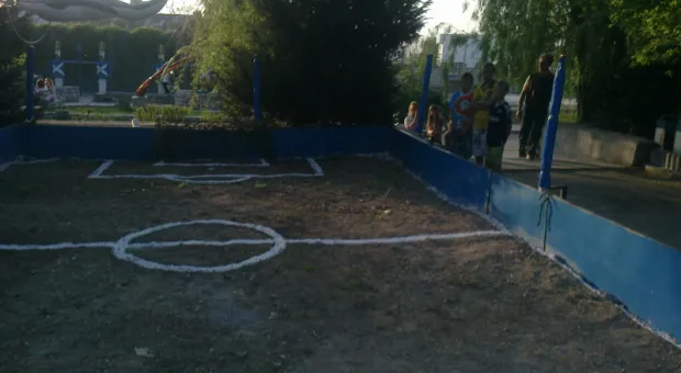 2 мая в детском городке «Лукоморье» отмечается семилетие Фунтика. К его дню рождения приурочен свинболл 2 мая в детском городке «Лукоморье» отмечается семилетие Фунтика. К его дню рождения приурочен свинболл