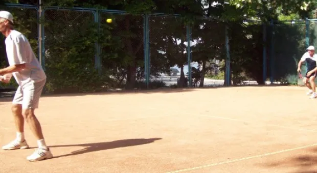 В Севастополе прошел юбилейный турнир по теннису «Кубок Черноморского флота-2012»