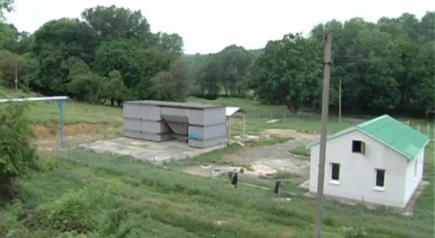 Бельбек не станет чище. Вся канализация – в реку!