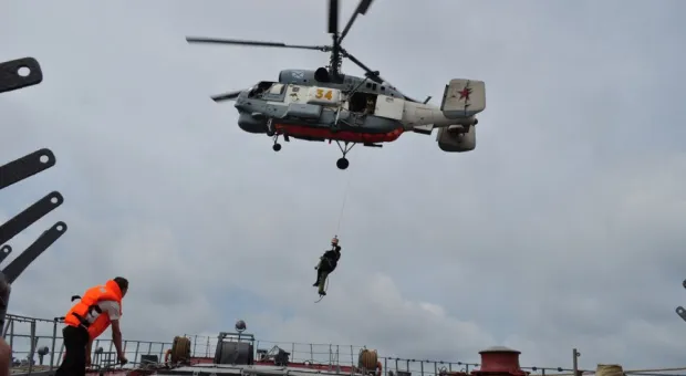 Учение "Фарватер мира-2012": сегодня спасали БДК «Цезарь Куников», завтра будут спасать ПЛ «Запорожье» Учение "Фарватер мира-2012": сегодня спасали БДК «Цезарь Куников», завтра будут спасать ПЛ «Запорожье»