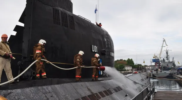 «Фарватер мира-2012»: как спасали подводную лодку ВМС Украины «Запорожье»