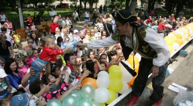 В Инкермане прошел детский праздник, посвященный Дню защиты детей