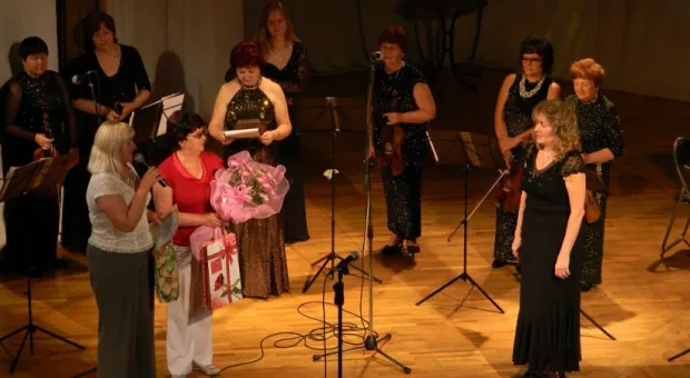Народный ансамбль скрипачей «Вдохновение» отметил творческий юбилей концертмейстера