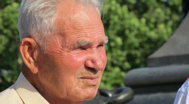 Живые души «мертвого» Севморзавода отметили его 229-летие и призвали к его возрождению