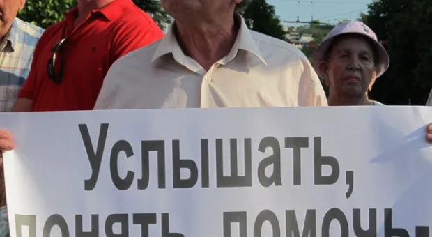 Живые души «мертвого» Севморзавода отметили его 229-летие и призвали к его возрождению