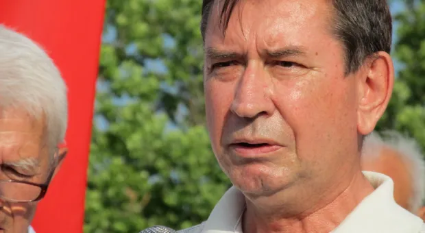 Живые души «мертвого» Севморзавода отметили его 229-летие и призвали к его возрождению