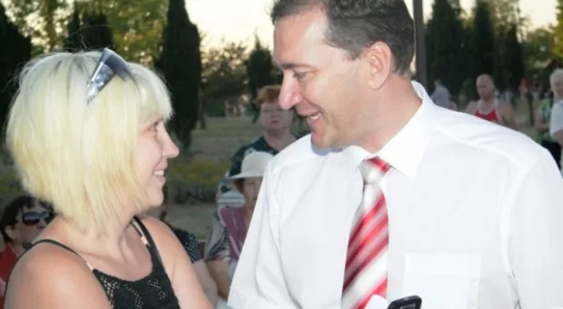 Жители Гагаринского района отметили День города концертом, танцами и фейерверком