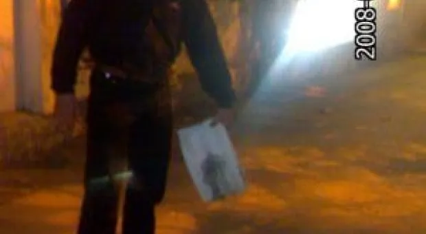 На центральной улице Севастополя балкон обрушился на прохожих