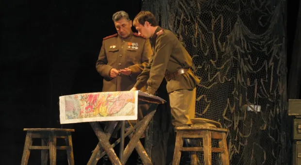 «Не покидай меня». В Севастополе прошла премьера флотского театра