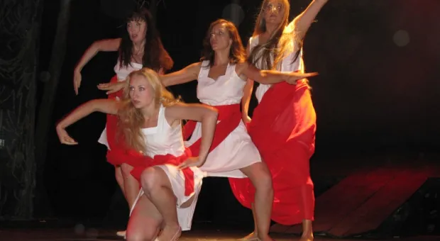 «Не покидай меня». В Севастополе прошла премьера флотского театра