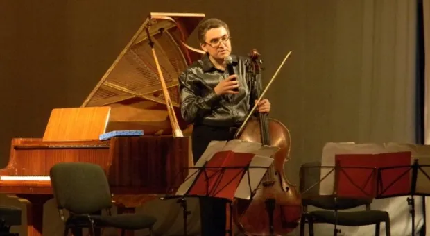 «Виолончельная икебана-2012»: в Севастополе с успехом прошел концерт Доминика де Вильенкура