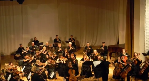 «Виолончельная икебана-2012»: в Севастополе с успехом прошел концерт Доминика де Вильенкура