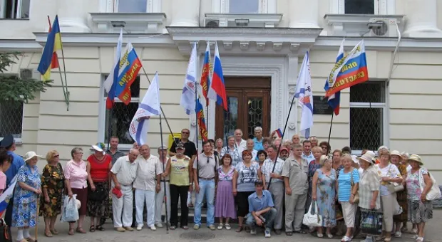 А еще 5 июля для Севастополя – день утопления таблички укрофлоту А еще 5 июля для Севастополя – день утопления таблички укрофлоту