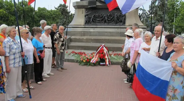 А еще 5 июля для Севастополя – день утопления таблички укрофлоту А еще 5 июля для Севастополя – день утопления таблички укрофлоту