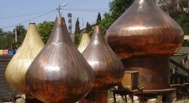 В бухте Камышовой Владыка Лазарь совершил освящение 7 тонного колокола для храма Святителя Николая