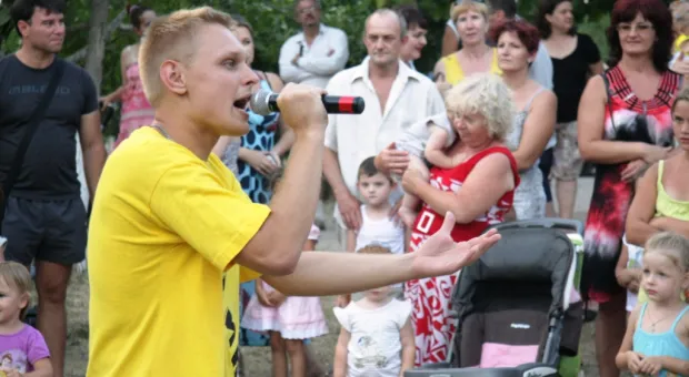 Детвору Камышовой бухты порадовали открытием детской площадки