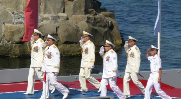 В Севастополе 40 000 человек увидели мощь Военно-морского флота Украины и России
