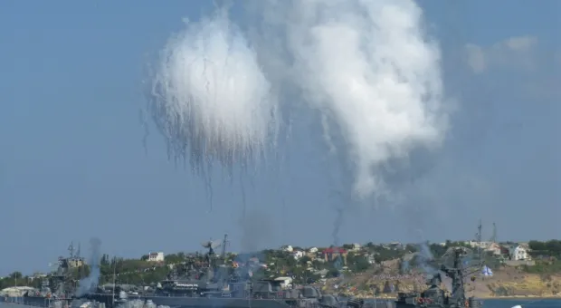 В Севастополе 40 000 человек увидели мощь Военно-морского флота Украины и России