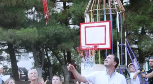 В Гагаринском районе появилась новая детская площадка