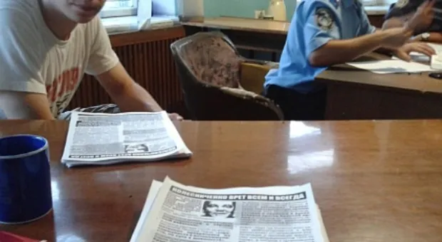 Милиция задержала пятерых активистов расклеивавших «антипартрегиональные» листовки в неустановленных местах