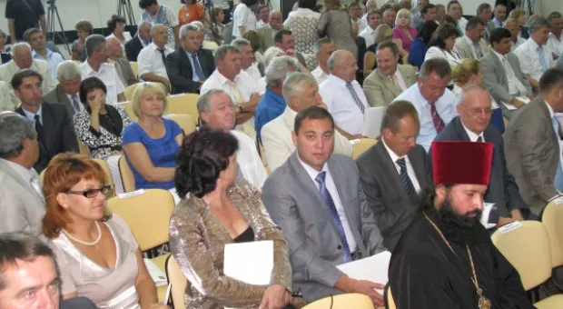 Янукович – Яцубе: «Мемориал на мысе Хрустальный на вашей совести, Владимир Григорьевич! Какая нужна помощь, пожалуйста…»