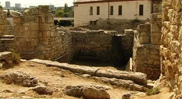 Современные технологии помогут восстановить облик храма в Херсонесе