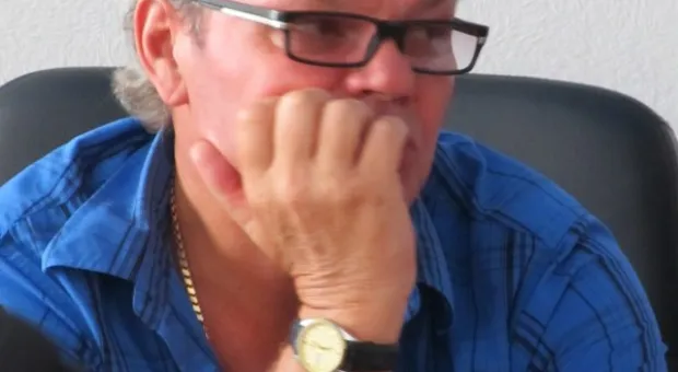 На депутатской комиссии по проблемам в театре Луначарского: заслушали одну сторону, ничего не решили, будут собираться еще раз