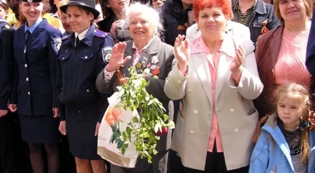В глазах детей живет надежда… (день Победы в Севастополе - ФОТО)